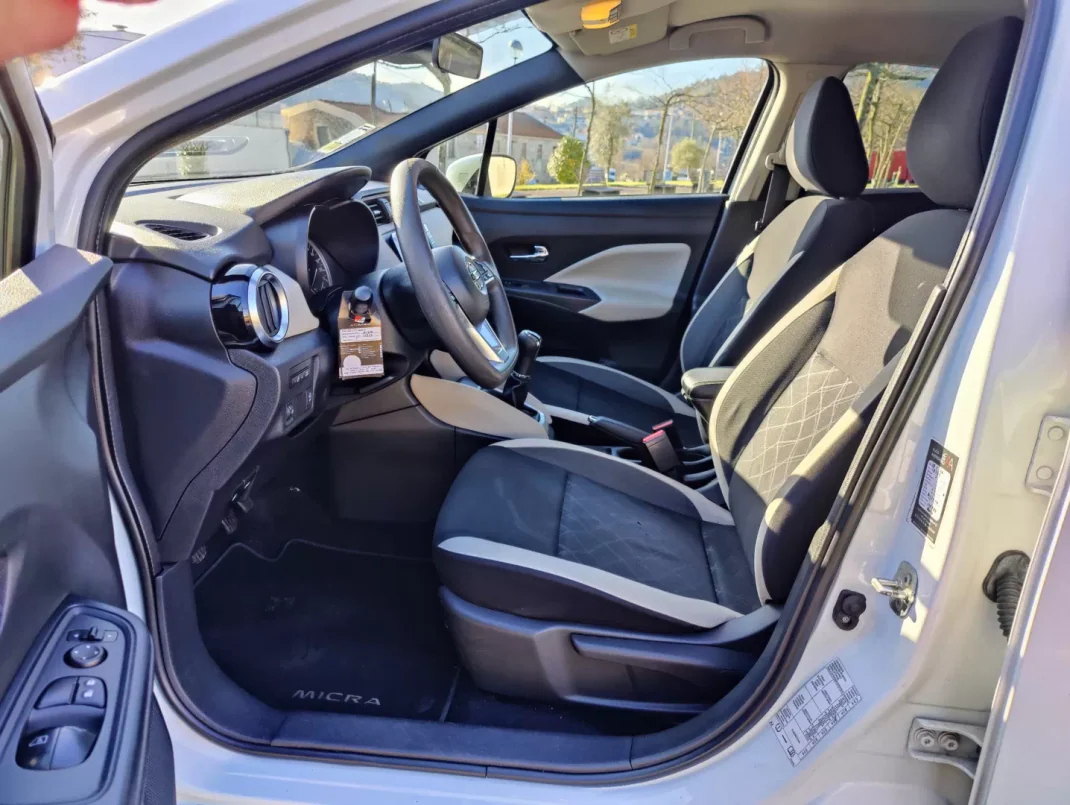 Nissan Micra 2017 - 10950 EUR, 112113 km - AUTO.MOTO.pt - 112113km - foto 10 de 12