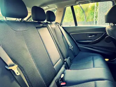 BMW 318 2014 - 14900 EUR, 127000 km - AUTO.MOTO.pt - 127000km - foto 17 de 17