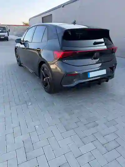Cupra Born 2022 — foto 4 de 14