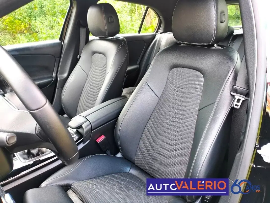 Mercedes-Benz A 180 2020 - 25950 EUR, 10120 km - AUTO.MOTO.pt - 10120km - foto 9 de 36