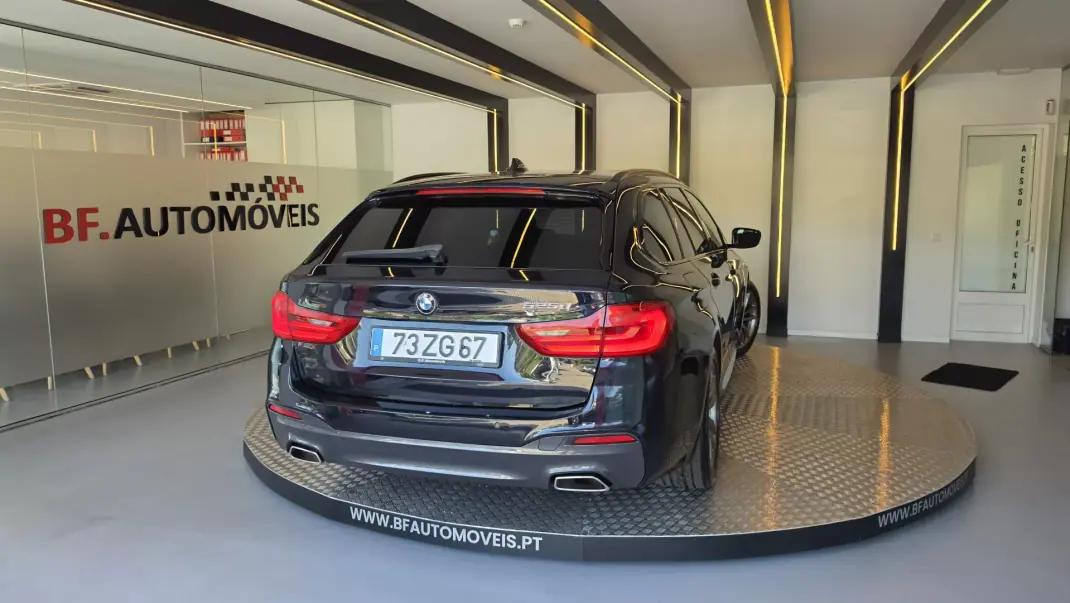 BMW 525 2019 - 31500 EUR, 84679 km - AUTO.MOTO.pt - 84679km - foto 19 de 67