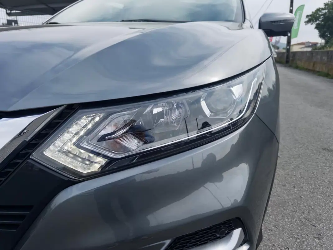 Nissan Qashqai 2018 - 18990 EUR, 123000 km - AUTO.MOTO.pt - 123000km - foto 9 de 40
