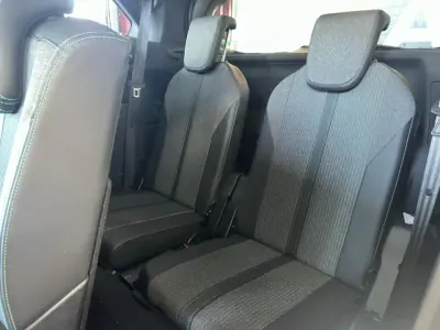 Peugeot 5008 2021 - 25900 EUR, 124114 km - AUTO.MOTO.pt - 124114km - foto 28 de 30