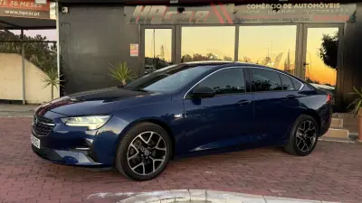 Opel Insignia Grand Sport 2021 - 14990 EUR, 169000 km - AUTO.MOTO.pt - 169000km - foto 3 de 38