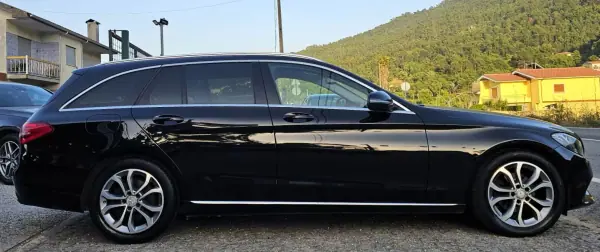 Mercedes-Benz C 180 2015 - 17500 EUR, 240000 km - AUTO.MOTO.pt - 240000km - foto 19 de 29