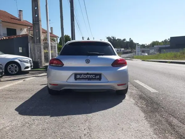 Volkswagen Scirocco 2012 - 9500 EUR, 212500 km - AUTO.MOTO.pt - 212500km - foto 10 de 33