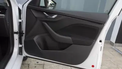 Skoda Kamiq 2024 - 18850 EUR, 54000 km - AUTO.MOTO.pt - 54000km - foto 11 de 33