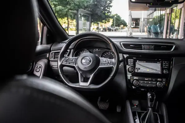 Nissan Qashqai 2018 - 19750 EUR, 88579 km - AUTO.MOTO.pt - 88579km - foto 29 de 36