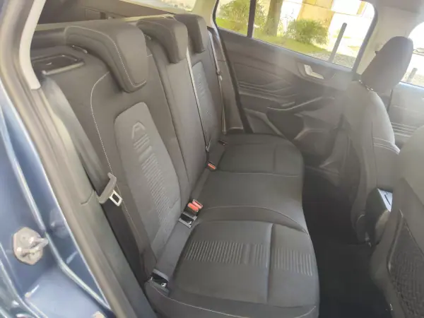 Ford Focus SW 2019 - 12980 EUR, 149000 km - AUTO.MOTO.pt - 149000km - foto 15 de 44