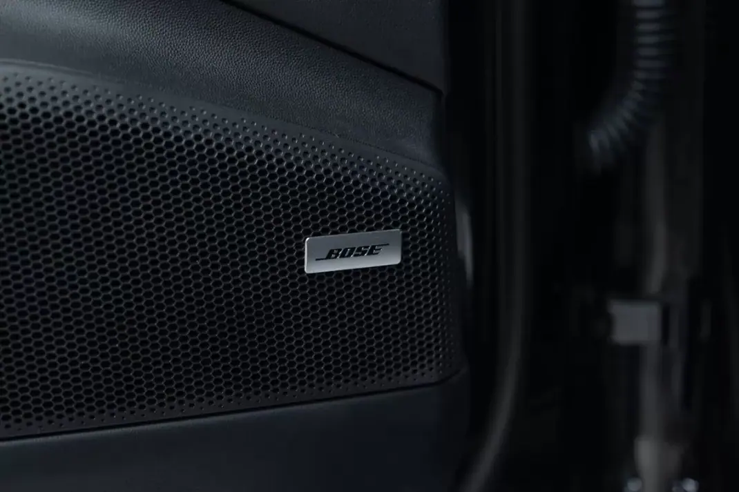 Porsche Macan 2025 - 89950 EUR, 8000 km - AUTO.MOTO.pt - 8000km - foto 26 de 57