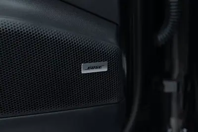 Porsche Macan 2025 - 89950 EUR, 8000 km - AUTO.MOTO.pt - 8000km - foto 26 de 57