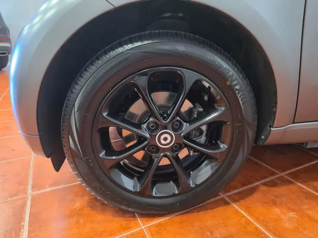 Smart ForTwo Coupé 2018 - 11280 EUR, 51580 km - 51580km - foto 7 de 29