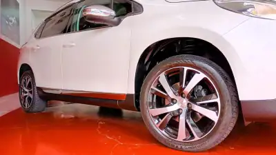 Peugeot 2008 2015 - 11490 EUR, 92490 km - AUTO.MOTO.pt - 92490km - foto 5 de 72