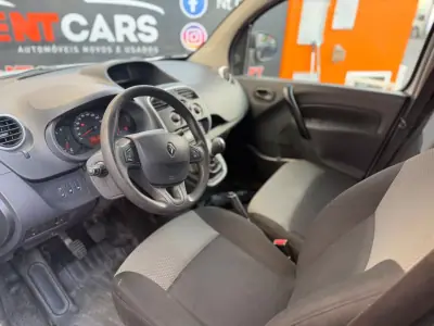 Renault KANGOO EXPRESS 1.5 DCI BUSINESS 3 L S/S 2020 - 8900 EUR, 225859 km - AUTO.MOTO.pt - 225859km - foto 11 de 13