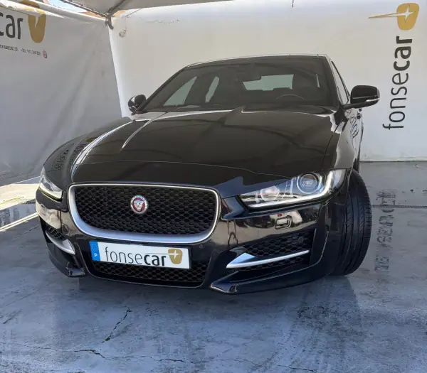 Jaguar XE 2016 - 16990 EUR, 187630 km - AUTO.MOTO.pt - 187630km - foto 6 de 9