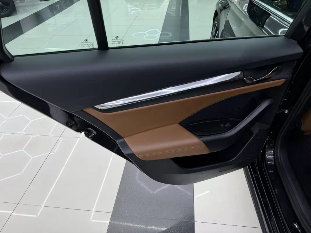 Skoda Octavia Break 2021 - 18450 EUR, 172148 km - 172148km - foto 43 de 48