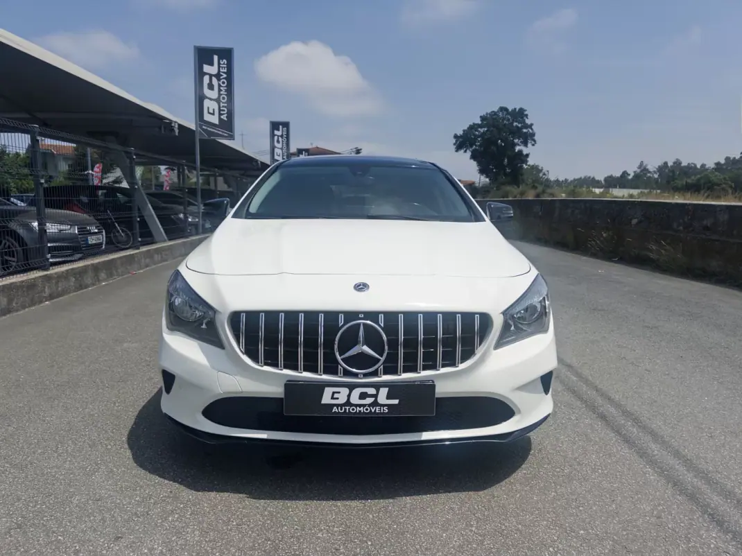 Mercedes-Benz CLA 180 2017 - 17500 EUR, 206000 km - 206000km - foto 2 de 51