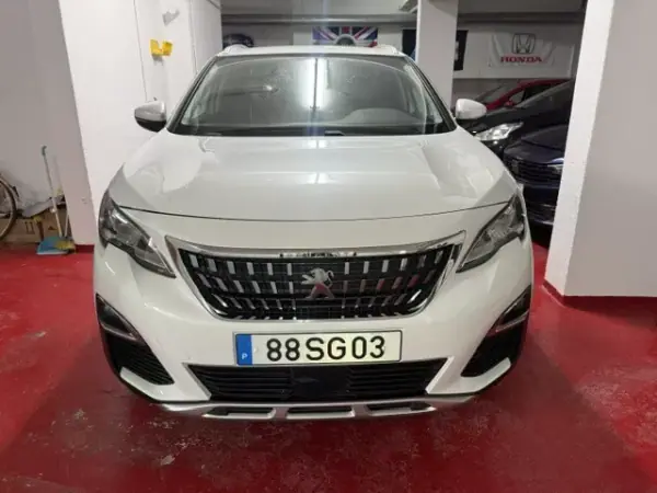 Peugeot 3008 2016 — foto 2 de 42