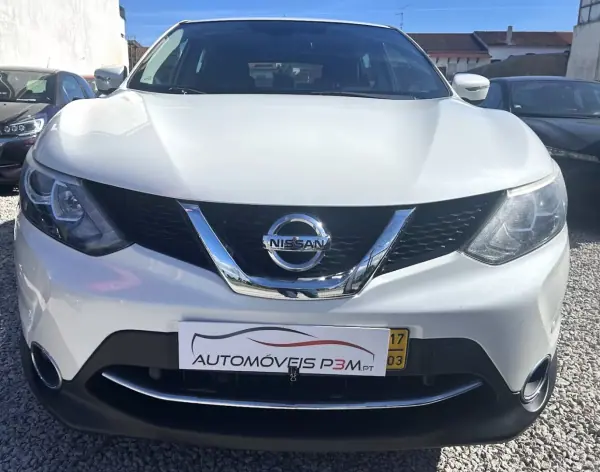 Nissan Qashqai 2017 - 17750 EUR, 67800 km - AUTO.MOTO.pt - 67800km - foto 16 de 17