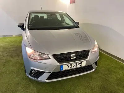 SEAT Ibiza 2019 - 10950 EUR, 170000 km - AUTO.MOTO.pt - 170000km - foto 3 de 28