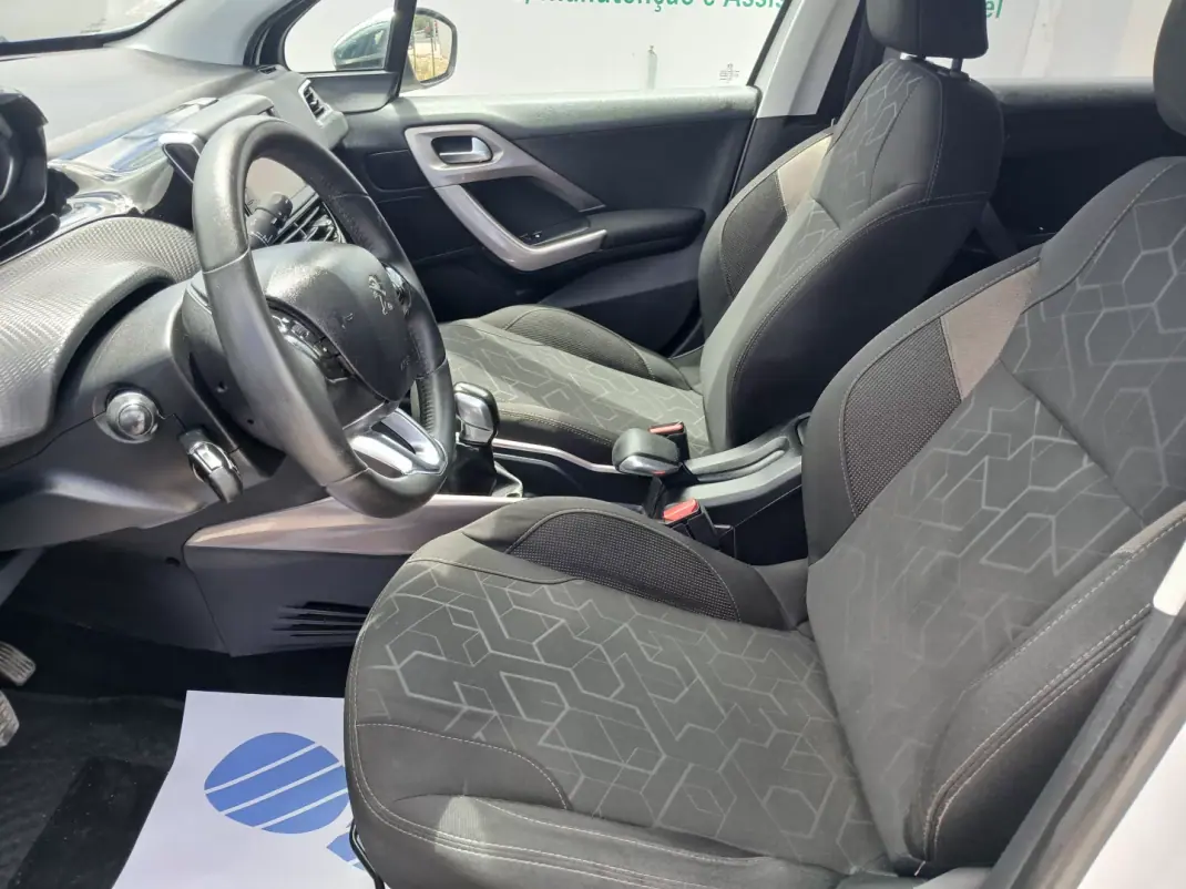 Peugeot 2008 2016 - 8650 EUR, 88623 km - AUTO.MOTO.pt - 88623km - foto 13 de 25