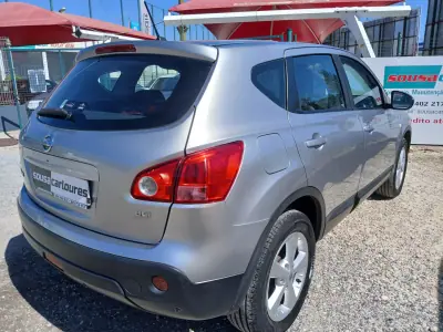 Nissan Qashqai 2008 - 7350 EUR, 167419 km - 167419km - foto 9 de 26