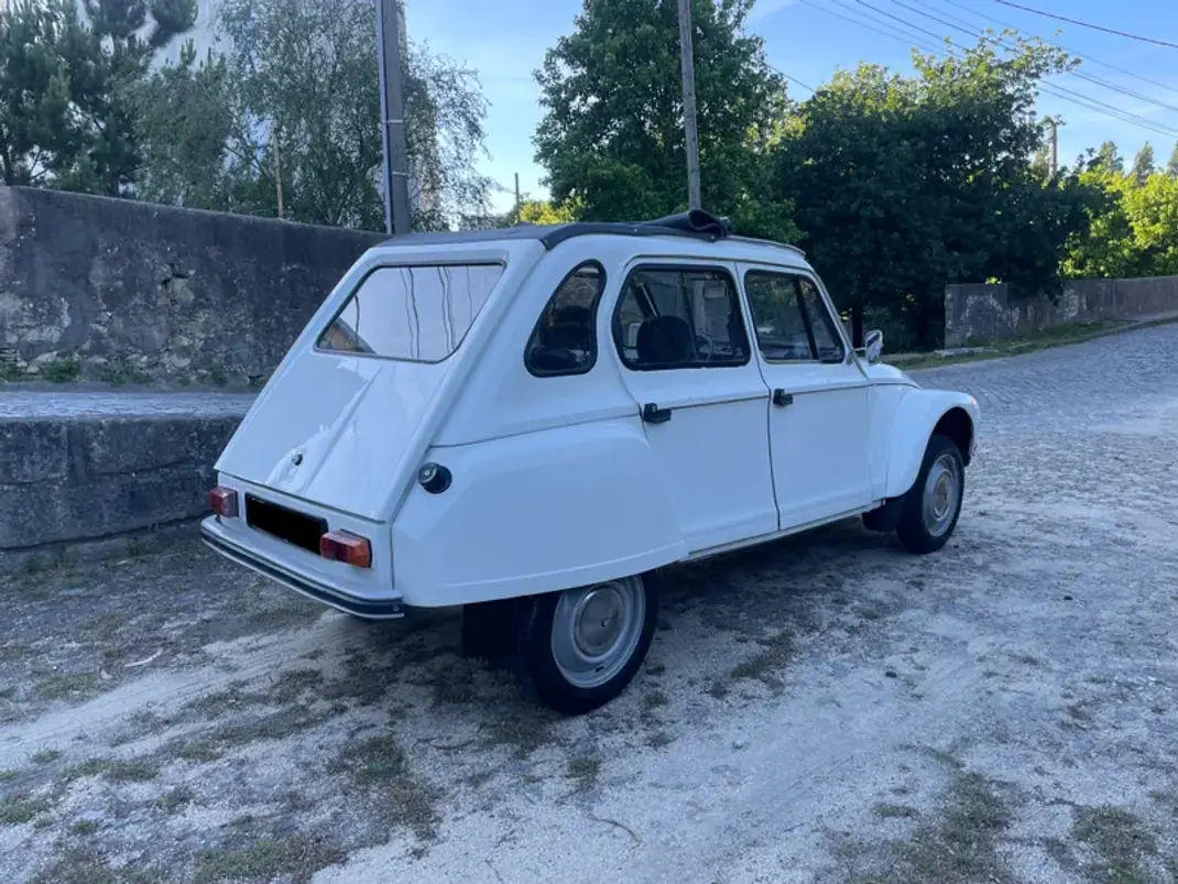 Citroën Dyane 1979 - 7900 EUR, 92000 km - 92000km - foto 4 de 38