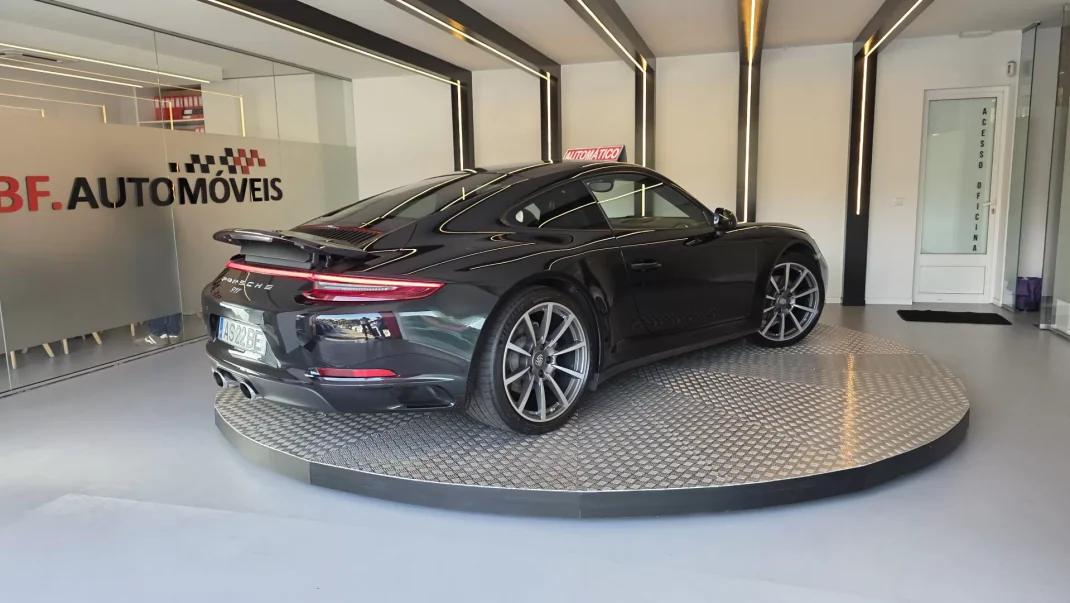 Porsche 991 2016 - 109500 EUR, 62318 km - AUTO.MOTO.pt - 62318km - foto 4 de 60