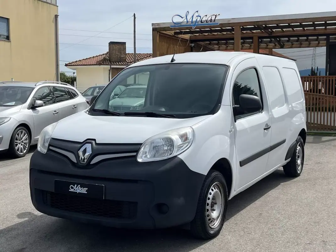 Renault Kangoo 1.5 DCi Maxi 2021 - 13250 EUR, 125000 km - AUTO.MOTO.pt - 125000km - foto 9 de 39