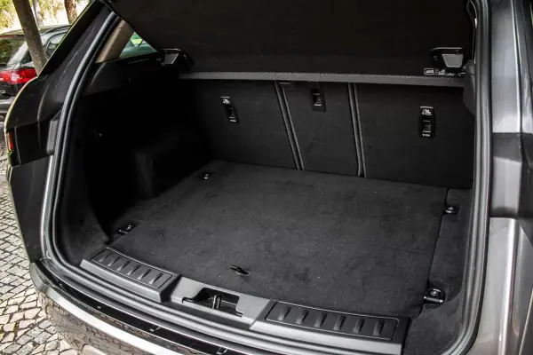 Land Rover Range Rover Evoque 2020 - 32990 EUR, 84922 km - AUTO.MOTO.pt - 84922km - foto 34 de 56
