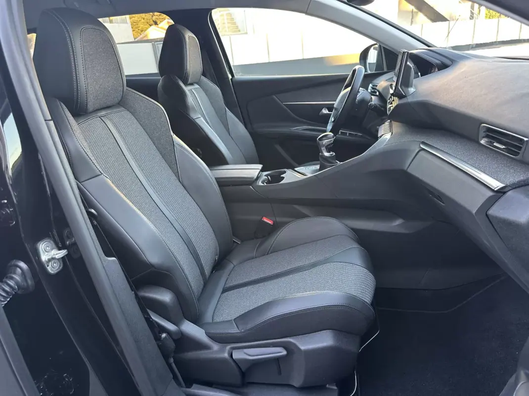 Peugeot 3008 2021 - 24900 EUR, 260000 km - 260000km - foto 34 de 67