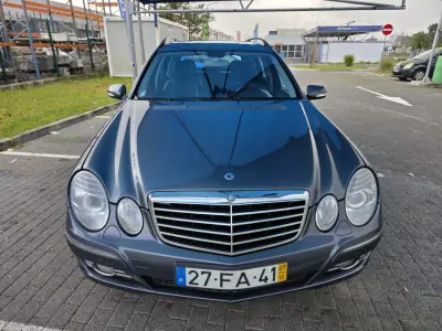 Mercedes-Benz E 220 2007 - 8990 EUR, 330000 km - AUTO.MOTO.pt - 330000km - foto 8 de 15