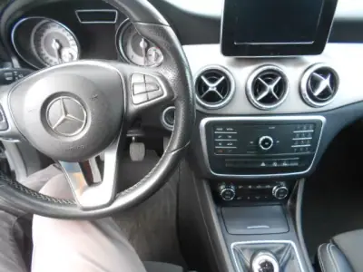 Mercedes-Benz CLA 200 2016 - 21500 EUR, 214696 km - AUTO.MOTO.pt - 214696km - foto 11 de 11