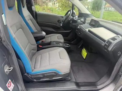 BMW i3 2015 - 12750 EUR, 81000 km - AUTO.MOTO.pt - 81000km - foto 13 de 25
