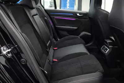 Renault Mégane 2018 - 15900 EUR, 173244 km - AUTO.MOTO.pt - 173244km - foto 9 de 9