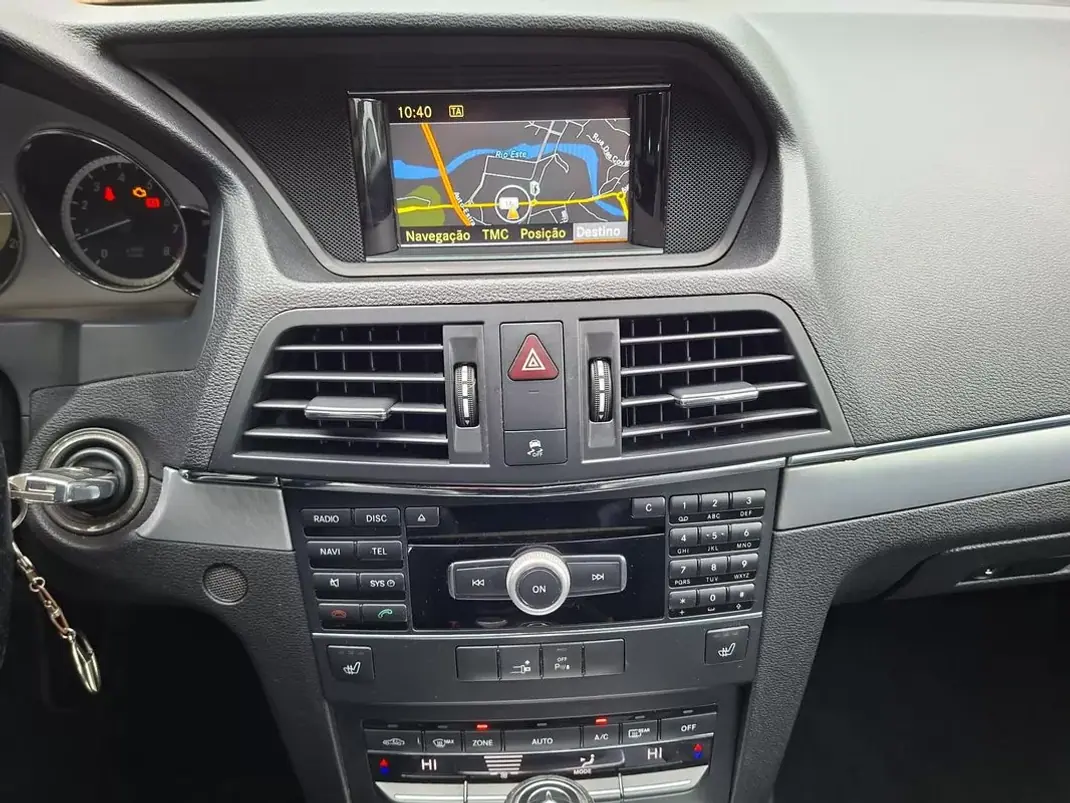 Mercedes-Benz E 250 2009 - 16500 EUR, 134447 km - AUTO.MOTO.pt - 134447km - foto 27 de 29