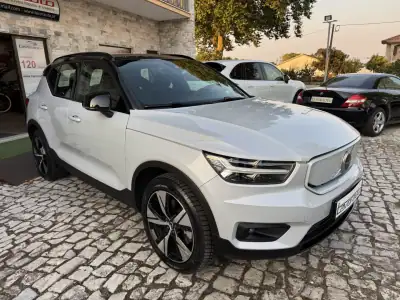 Volvo XC 40 2021 - 31500 EUR, 77000 km - AUTO.MOTO.pt - 77000km - foto 2 de 47