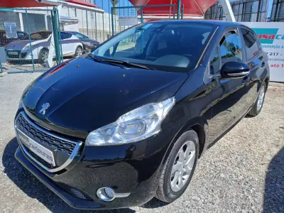 Peugeot 208 2014 - 7750 EUR, 84840 km - 84840km - foto 3 de 25
