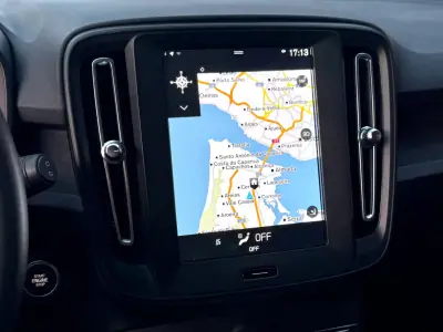 Volvo XC 40 2021 - 26950 EUR, 90000 km - AUTO.MOTO.pt - 90000km - foto 9 de 20