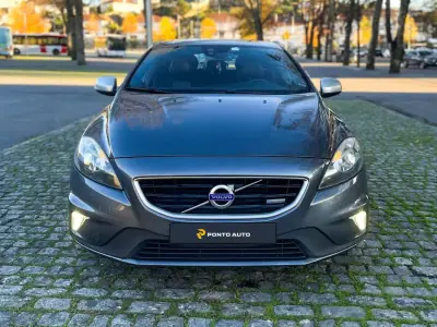Volvo V40 2013 - 10490 EUR, 224000 km - AUTO.MOTO.pt - 224000km - foto 2 de 11