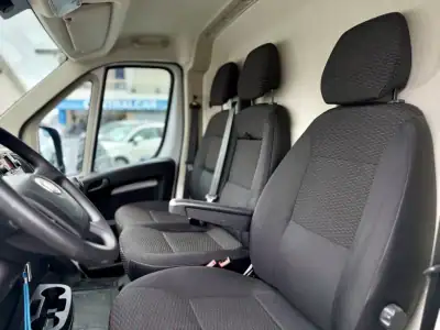 Fiat DUCATO 2.2 M-Jet L2H2 140Cv | IVA DEDUTÍVEL 2023 - 26950 EUR, 31000 km - AUTO.MOTO.pt - 31000km - foto 12 de 23