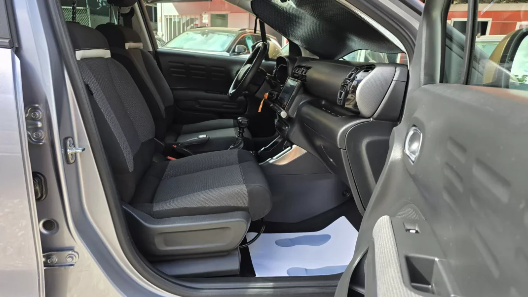 Citroën C3 Aircross 2023 - 16950 EUR, 38559 km - AUTO.MOTO.pt - 38559km - foto 15 de 22