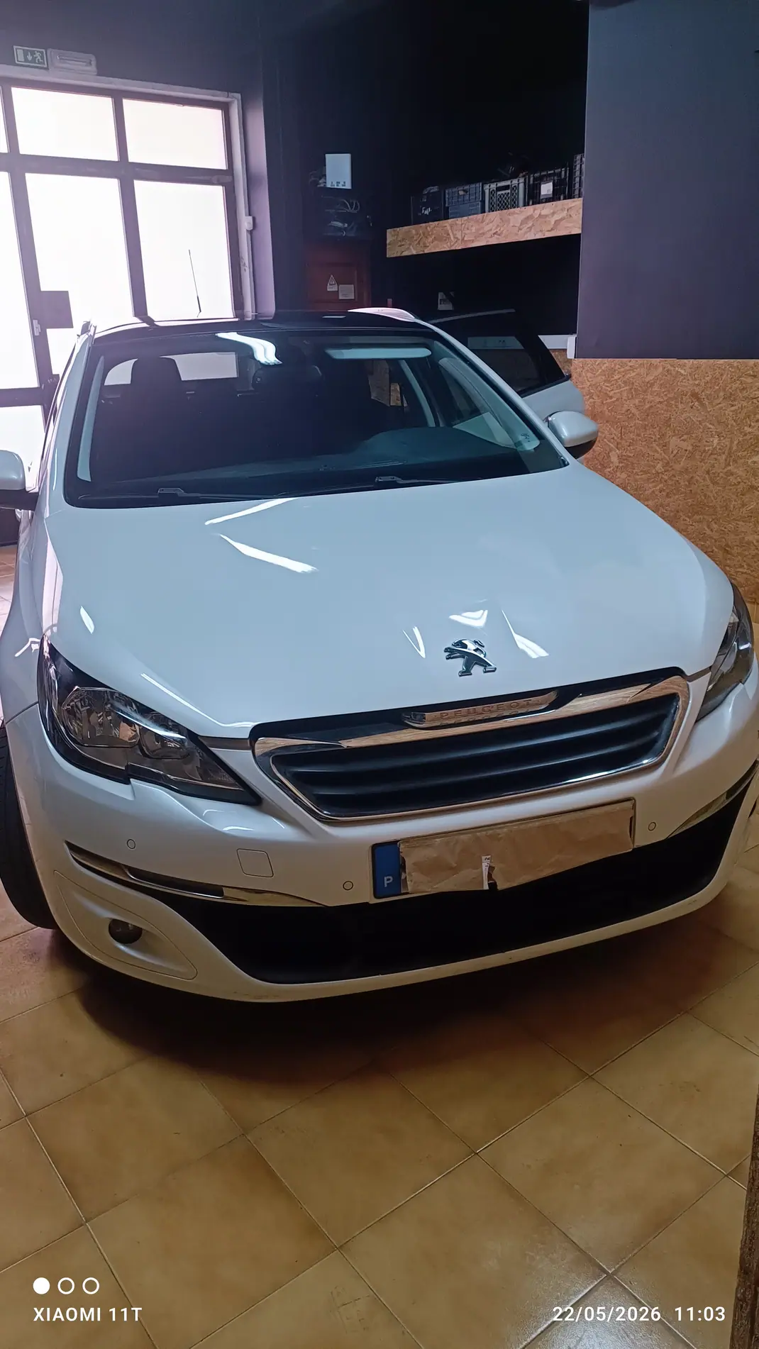Peugeot 308 SW 2015 - 9500 EUR, 180000 km - AUTO.MOTO.pt - 180000km - foto 1 de 10