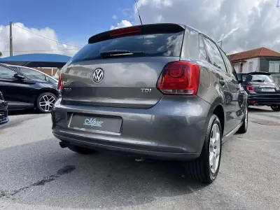 Volkswagen Polo 2009 - 6750 EUR, 237000 km - AUTO.MOTO.pt - 237000km - foto 39 de 41