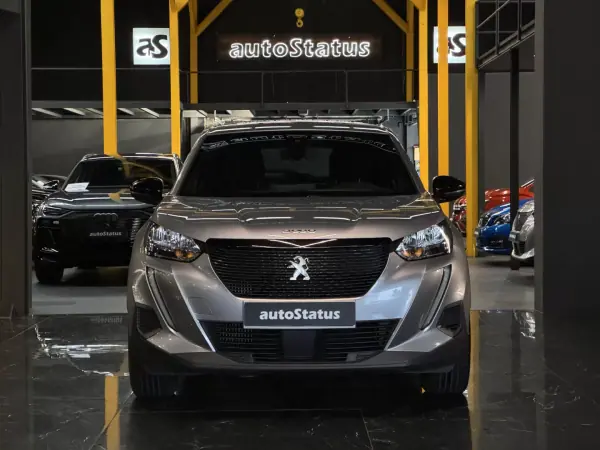 Peugeot 2008 1.2 Active Pack 2023 Gasolina