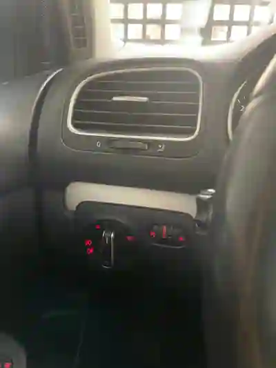 Volkswagen Golf Variant 2010 - 6000 EUR, 279000 km - 279000km - foto 8 de 15