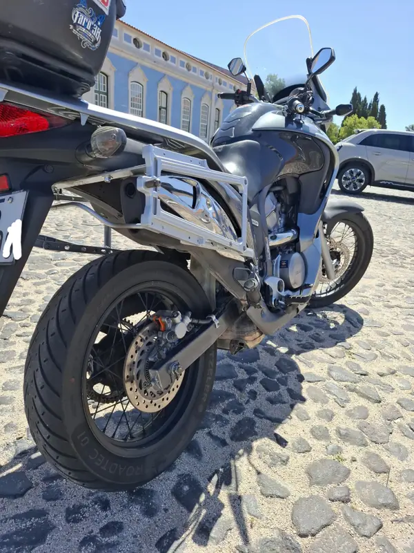 Honda Transalp Base 2008 - 4850 EUR, 47000 km - 47000km - foto 2 de 8