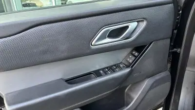 Land Rover Range Rover Velar 2019 - 37650 EUR, 96521 km - AUTO.MOTO.pt - 96521km - foto 27 de 32