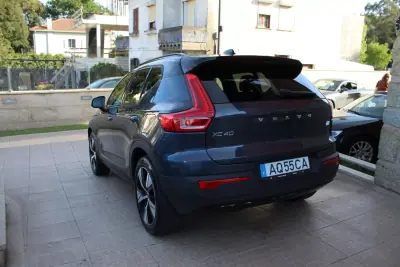 Volvo XC 40 2022 - 26000 EUR, 124000 km - AUTO.MOTO.pt - 124000km - foto 7 de 28