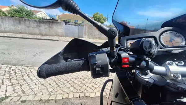KTM 1290 Super Adventure 2005 - 6250 EUR, 103000 km - AUTO.MOTO.pt - 103000km - foto 8 de 33